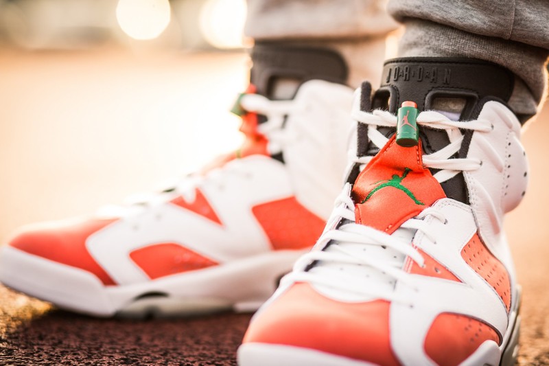 Orange shop jordan 6